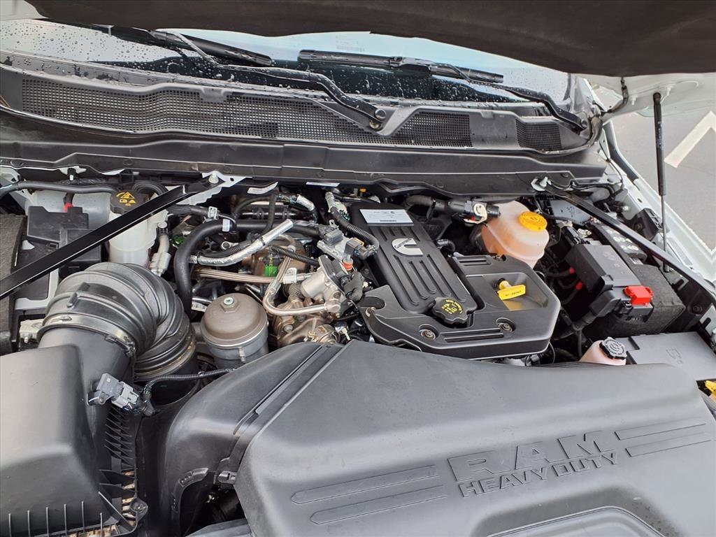 Used 2025 RAM 3500 Big Horn image 34