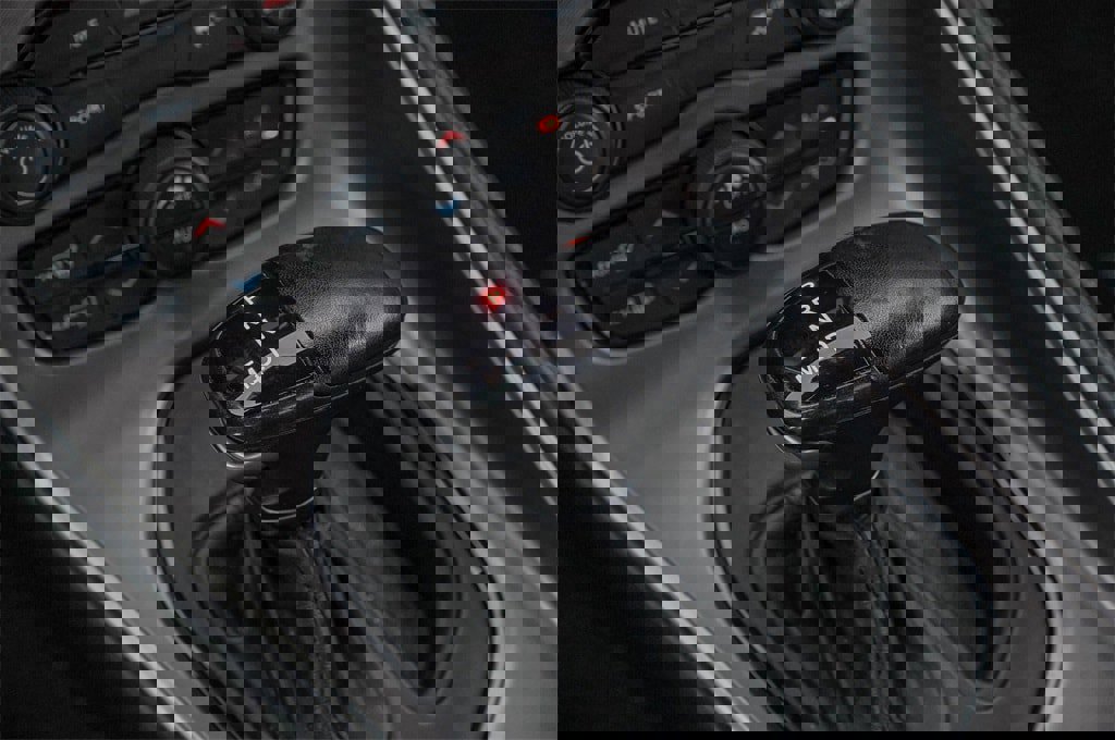 Used 2021 Dodge Challenger SXT w/ Blacktop Package image 18