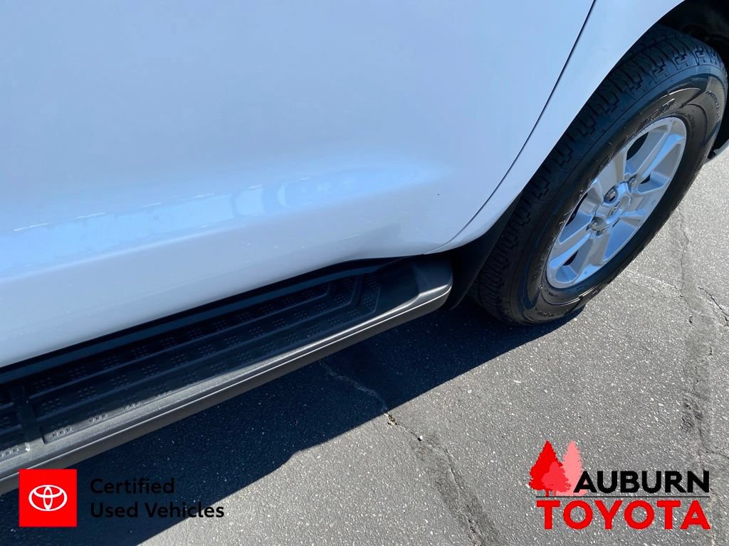 Certified 2021 Toyota Sequoia SR5 AWD/4WD image 11
