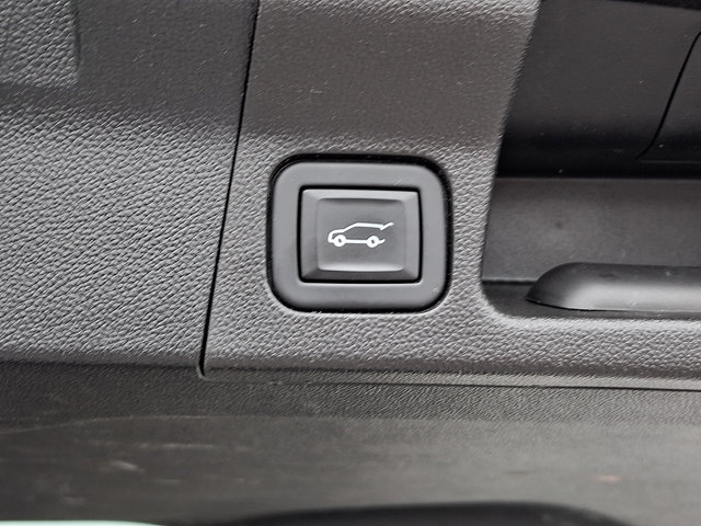 Certified 2023 GMC Acadia AT4 AWD/4WD image 32