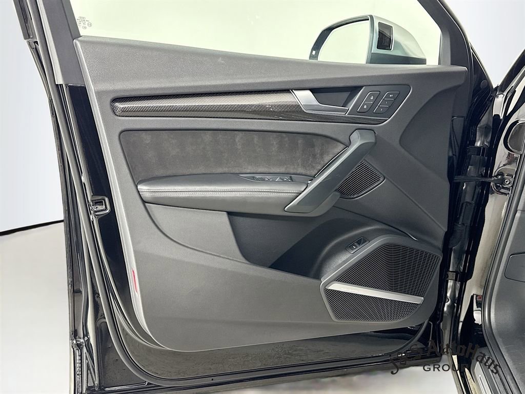 Used 2018 Audi SQ5 Premium Plus w/ S Sport Package image 22