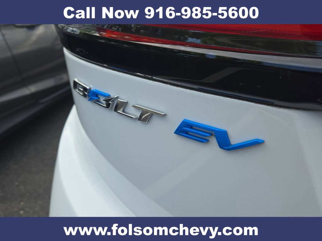 Used 2023 Chevrolet Bolt LT FWD image 6