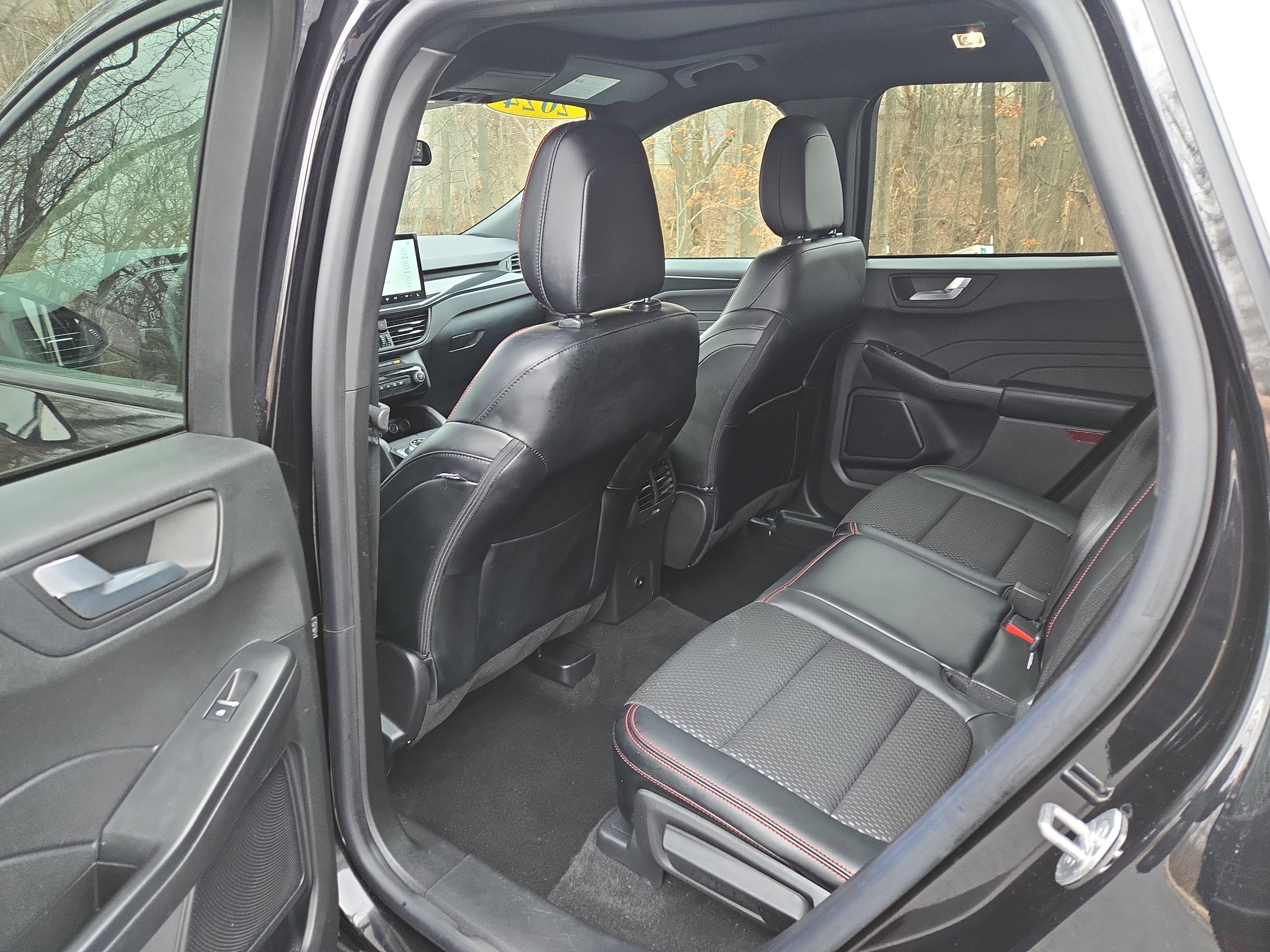 Used 2024 Ford Escape ST-Line w/ Tech Pack #1 image 27