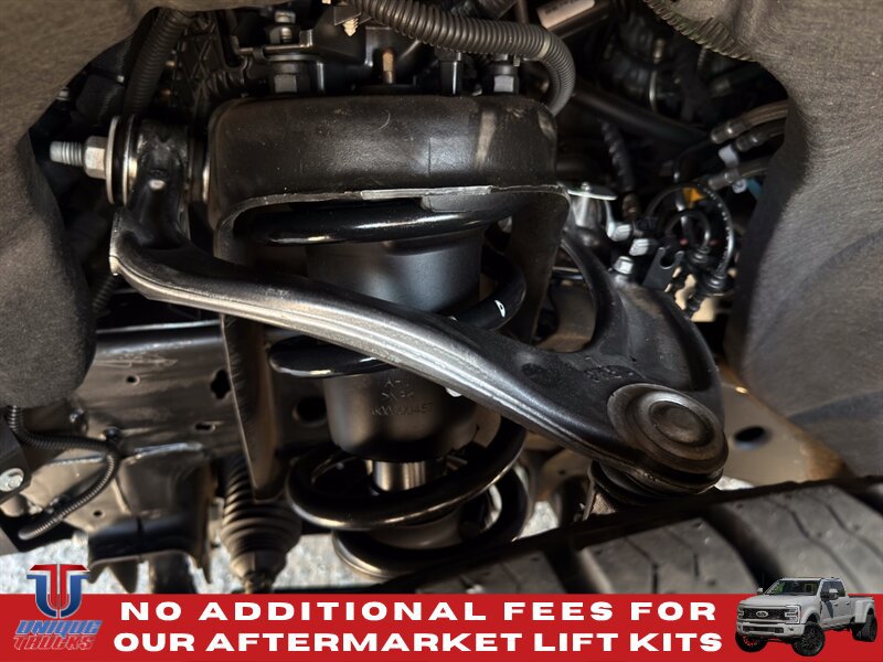 Used 2023 Chevrolet Silverado 1500 RST w/ Redline Edition AWD/4WD image 12