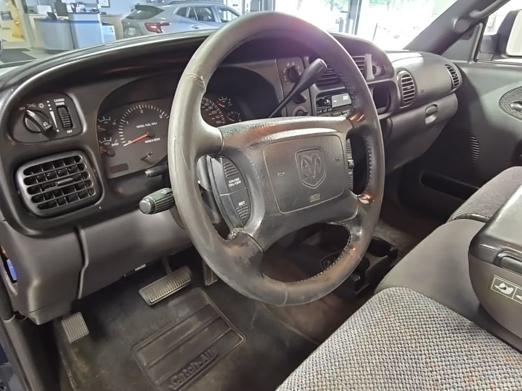 Used 2002 Dodge Ram 2500 Truck 2WD Quad Cab image 17