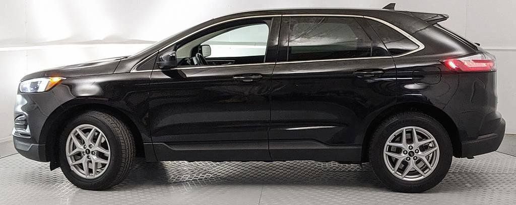 Used 2024 Ford Edge SEL AWD/4WD image 5