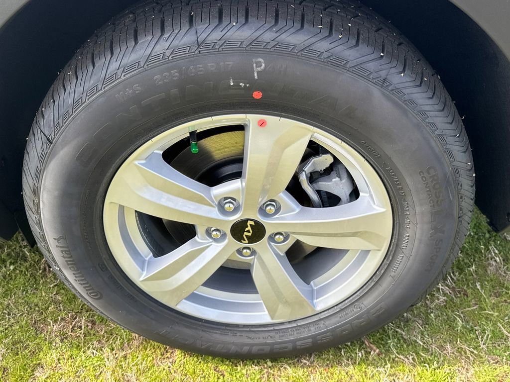 New 2026 Kia Sorento LX image 19