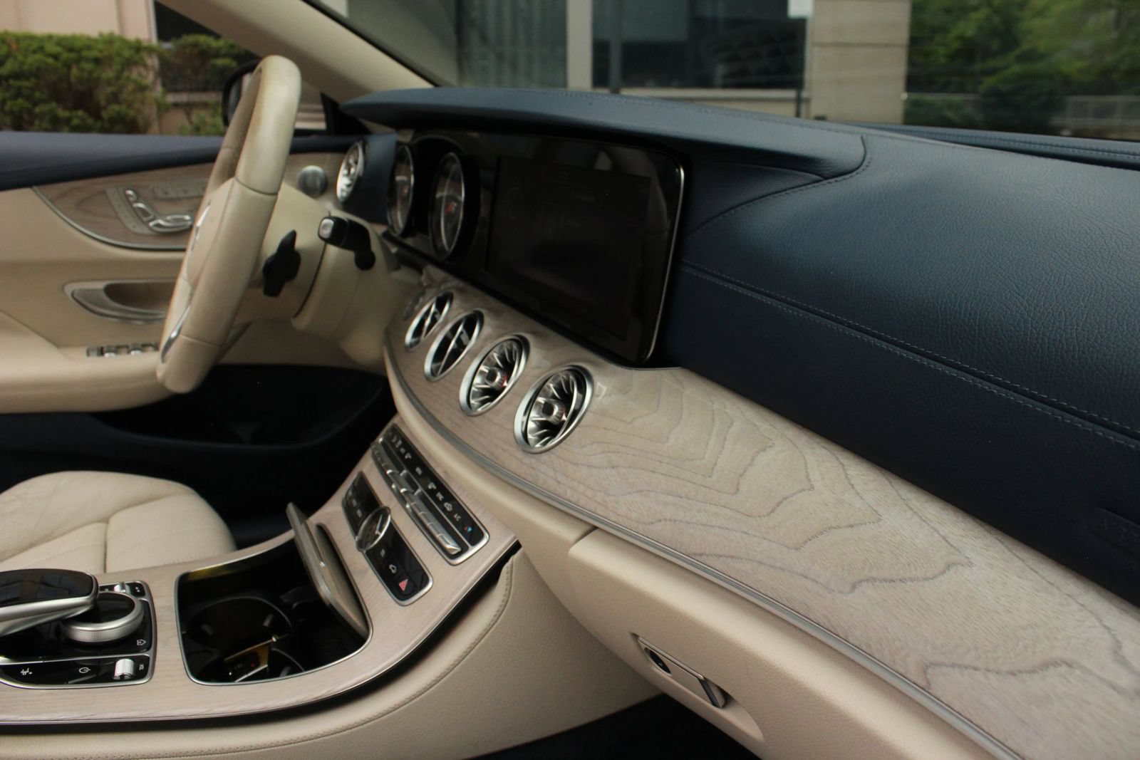 Used 2019 Mercedes-Benz E 450 Cabriolet w/ Premium 1 Package image 33
