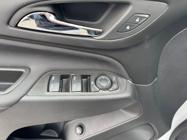 Used 2024 Chevrolet Equinox RS w/ RS Leather Package image 16
