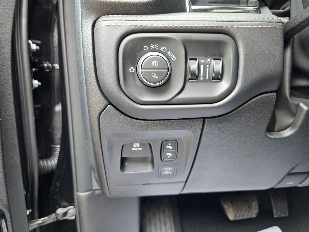 New 2026 RAM 1500 Limited image 37
