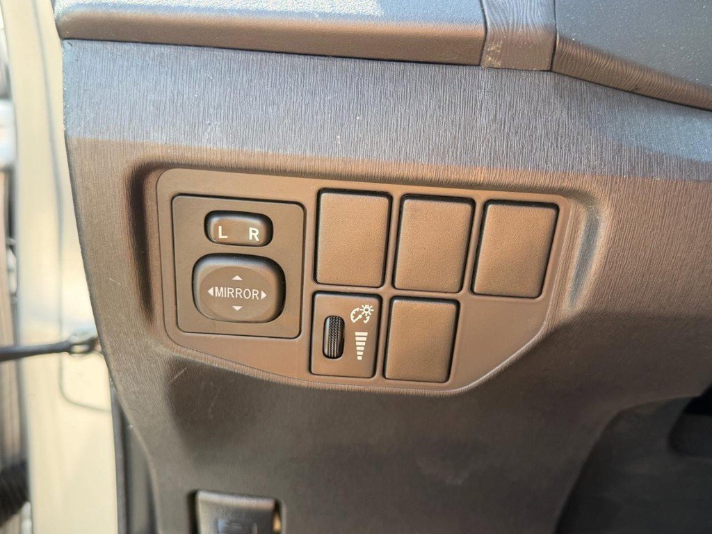 Used 2013 Toyota Prius Two image 31