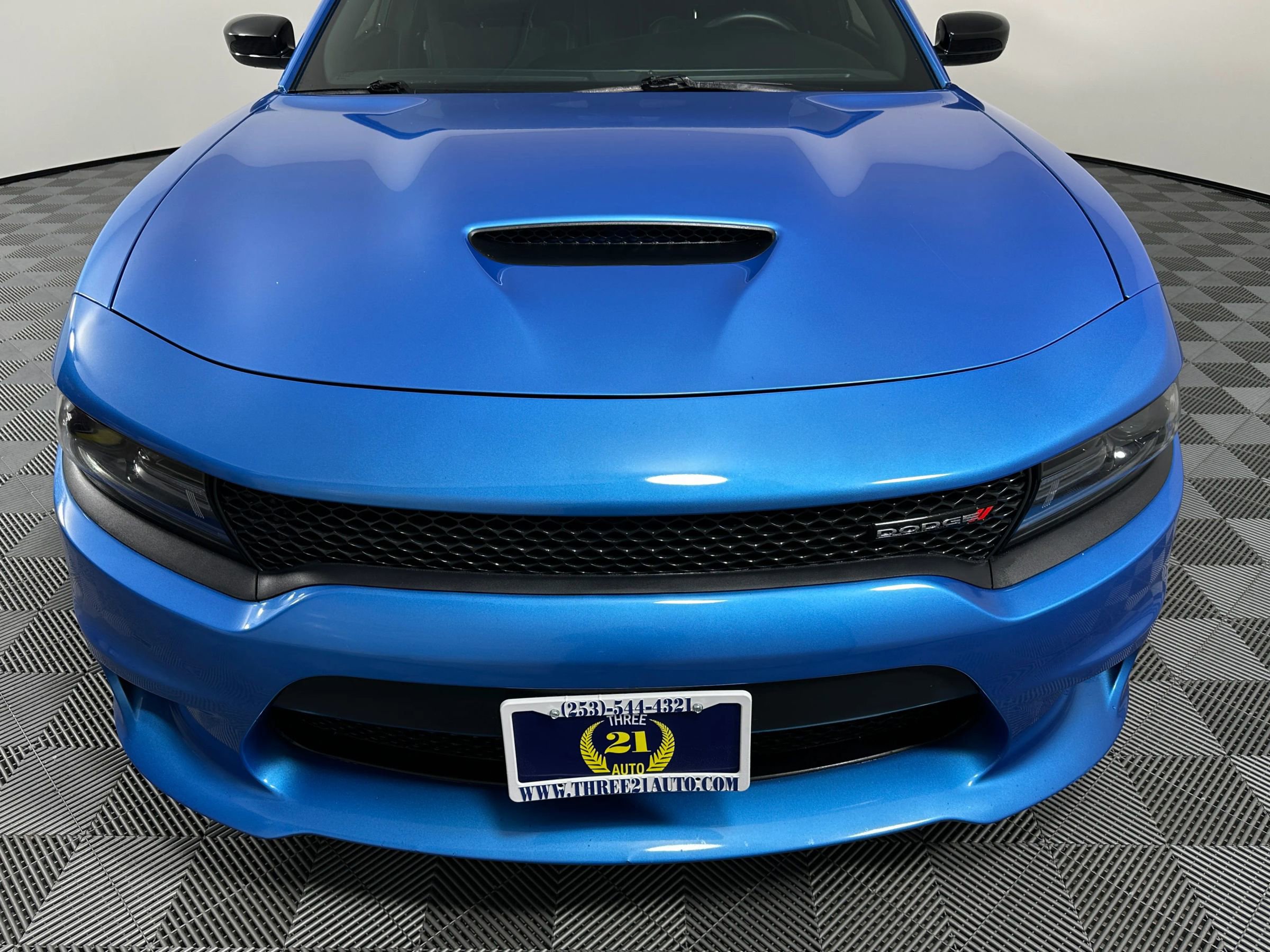 Used 2019 Dodge Charger GT w/ Plus Group RWD image 3
