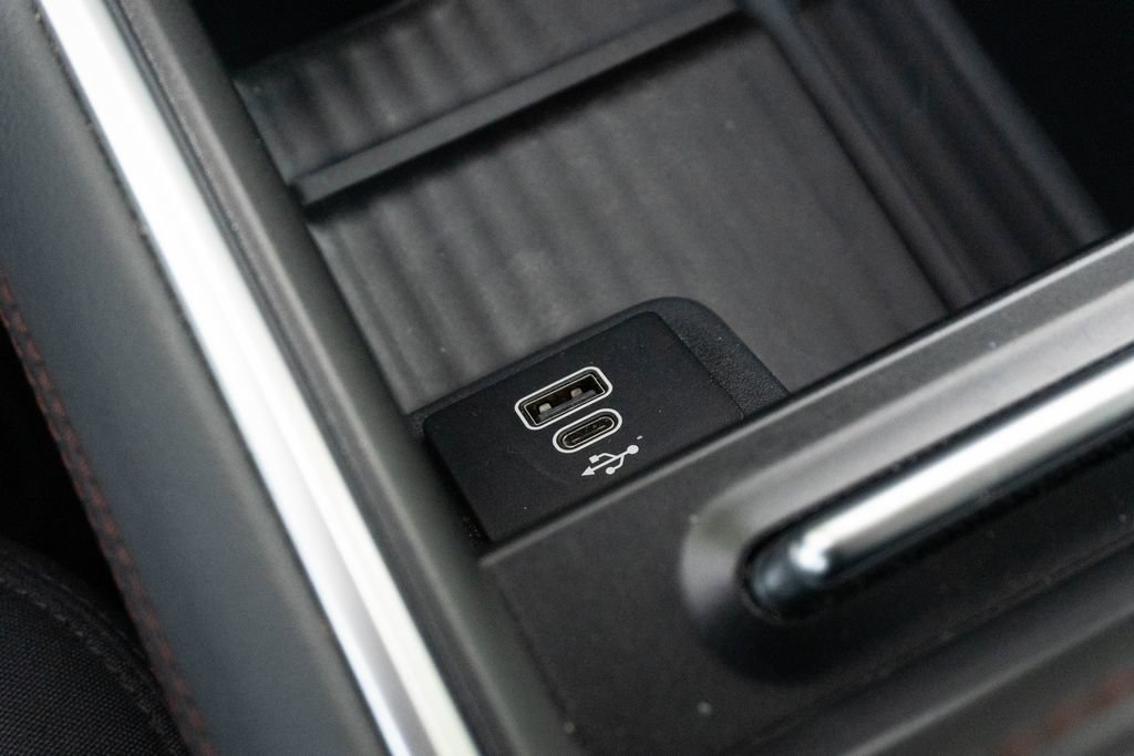 Used 2025 Ford Expedition Active RWD image 33