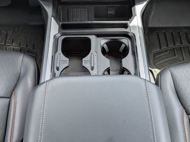 Used 2025 Ford F250 Lariat w/ Black Appearance Package AWD/4WD image 23