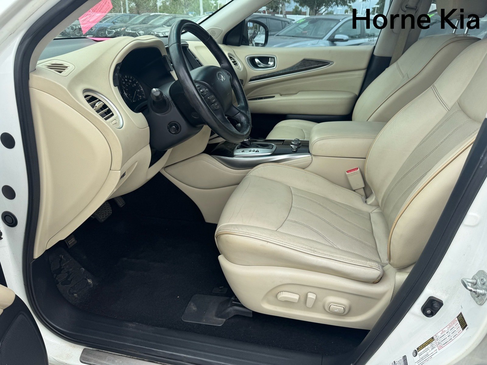 Used 2015 INFINITI QX60 FWD w/ Premium Plus Package image 10