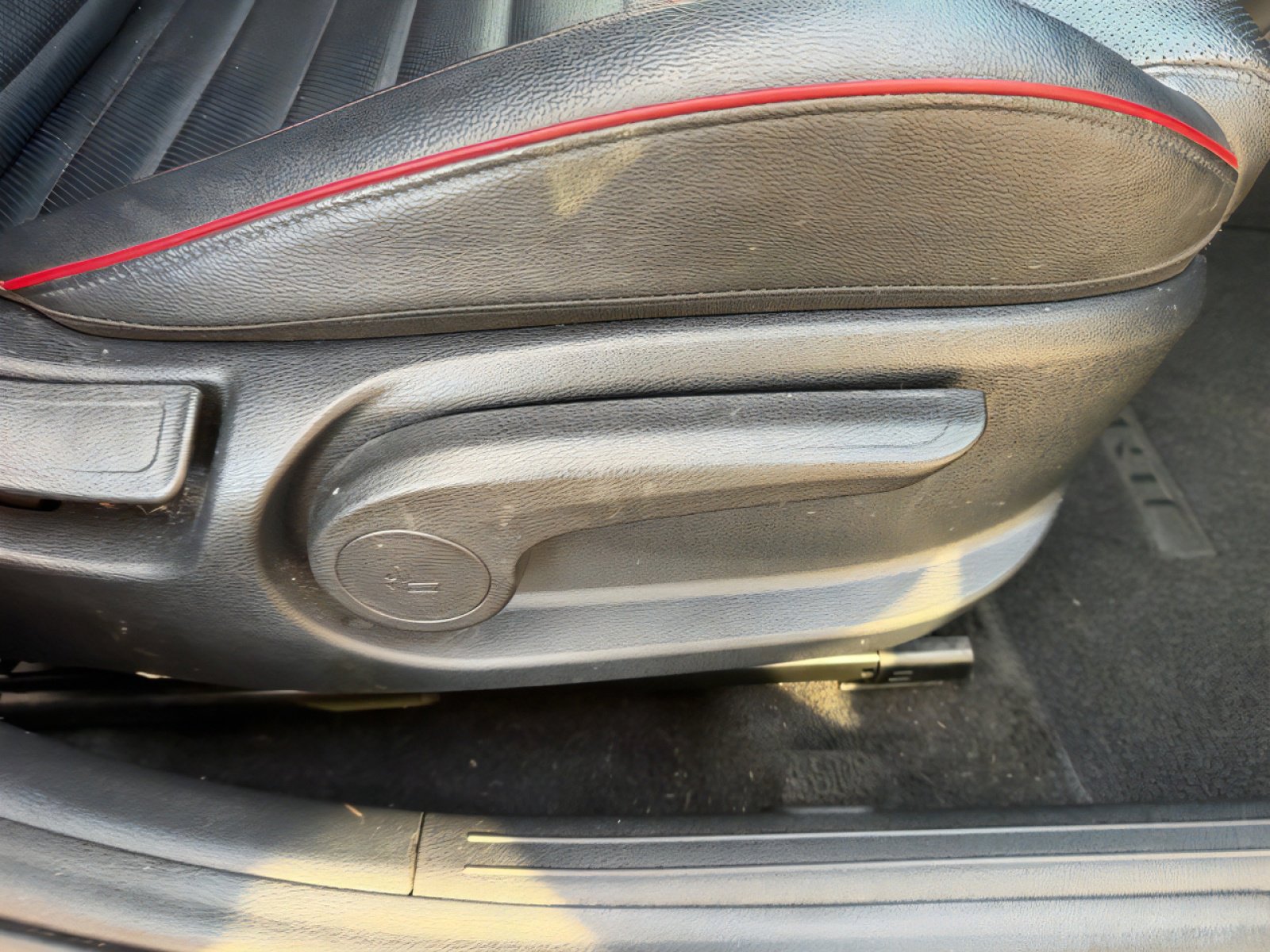 Used 2023 Kia Forte GT w/ GT2 Package image 15