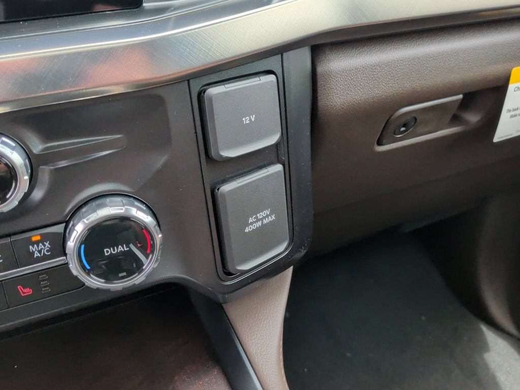 New 2026 Ford F250 King Ranch w/ Chrome Package AWD/4WD image 34