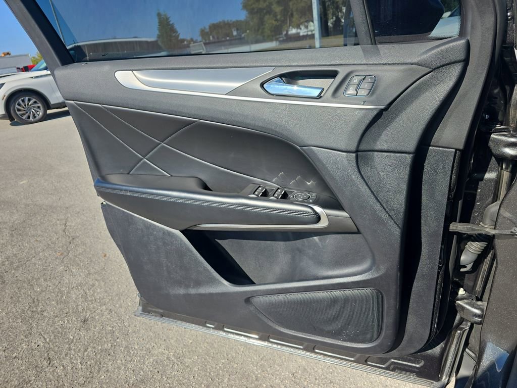 Used 2019 Lincoln MKC Premiere image 15