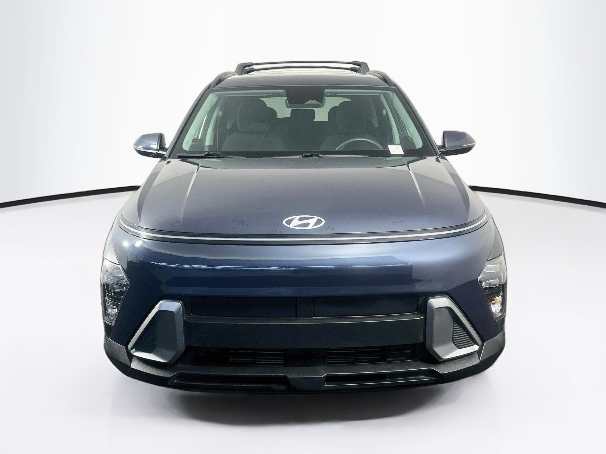 Used 2024 Hyundai Kona SEL w/ Convenience Package FWD image 2