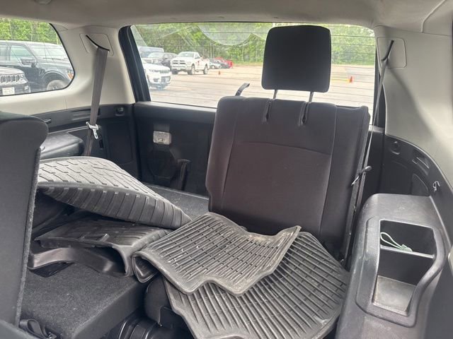 Used 2018 Toyota 4Runner SR5 AWD/4WD image 17