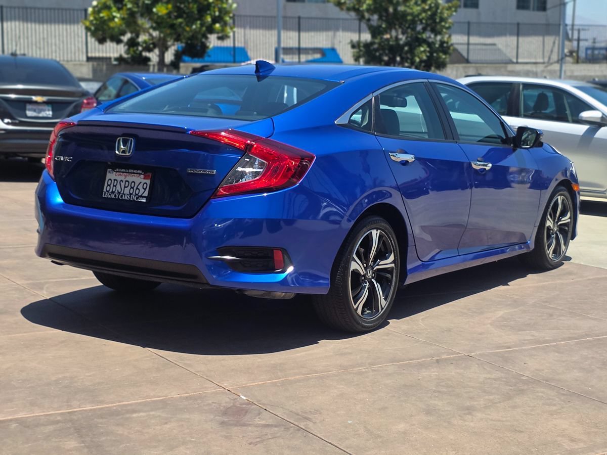 Used 2018 Honda Civic Touring image 12