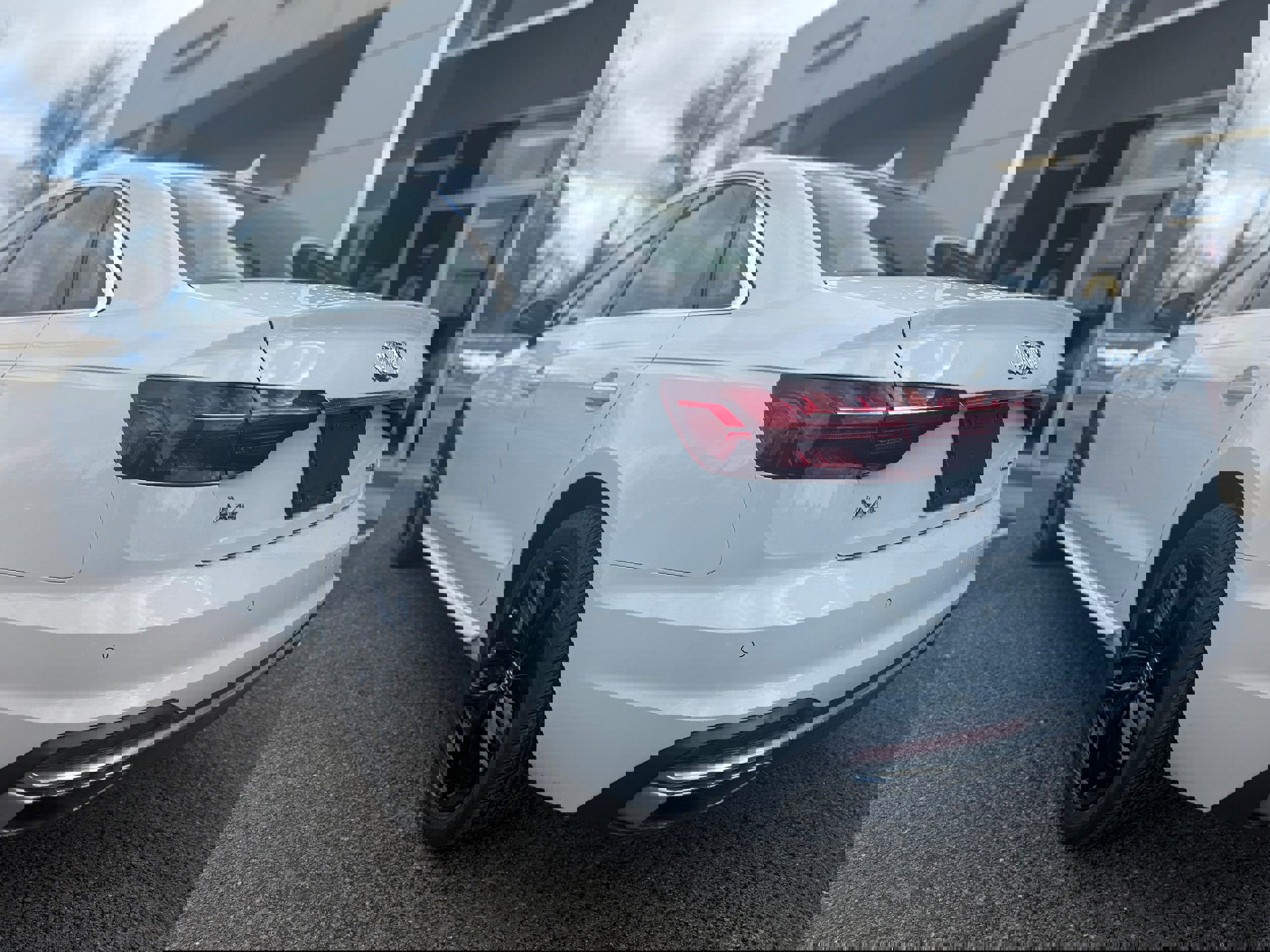 Used 2020 Audi A4 2.0T Premium Plus w/ Premium Plus Package image 9