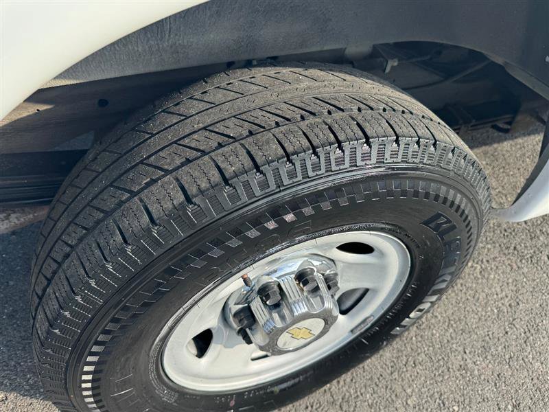 Used 2015 Chevrolet Express 3500 LT w/ LT Preferred Equipment Group image 25