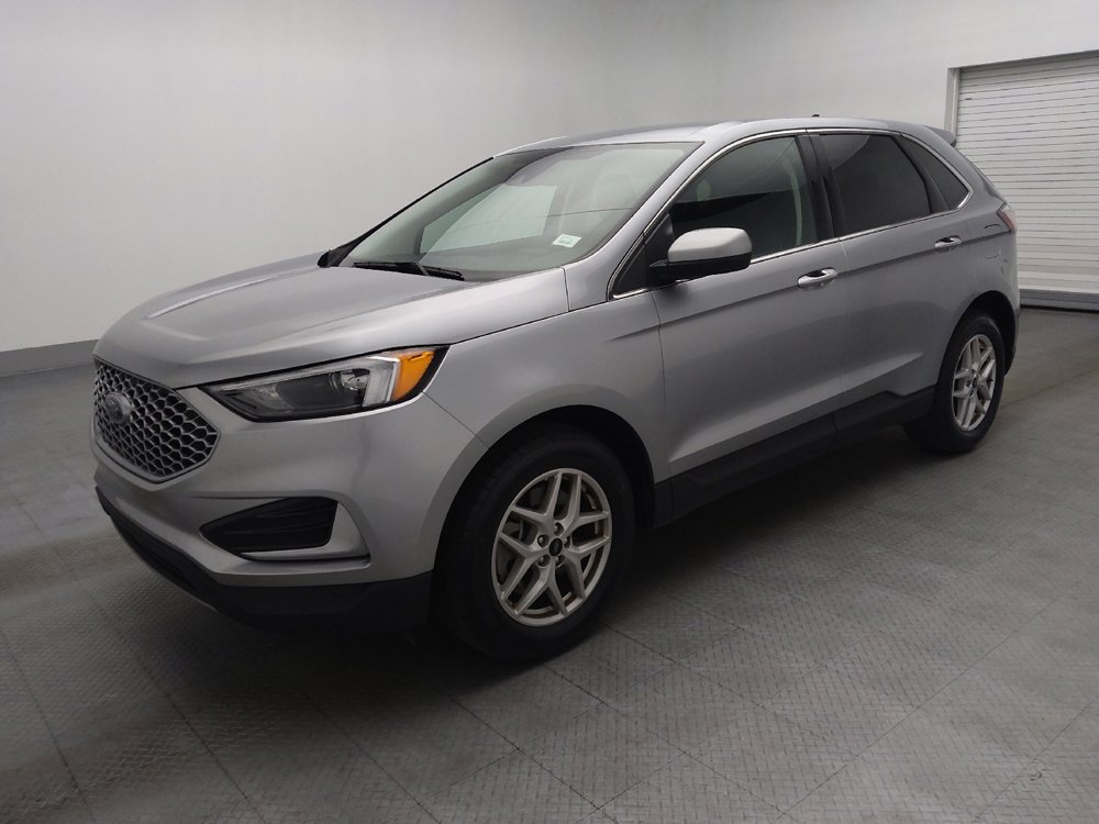 Used 2024 Ford Edge SEL image 2