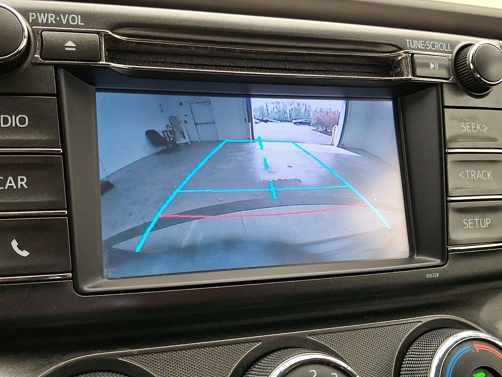 Used 2014 Toyota RAV4 LE image 15