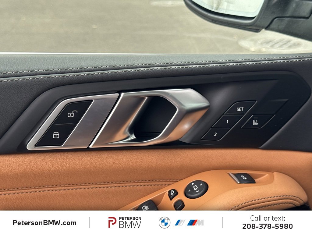 New 2026 BMW X5 xDrive50e image 27