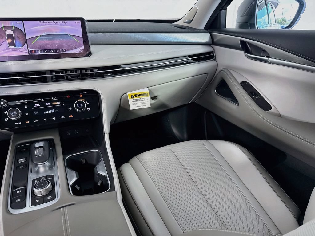 Used 2026 INFINITI QX60 Luxe w/ Cargo Package FWD image 25