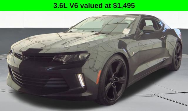 Used 2017 Chevrolet Camaro LT RWD image 2