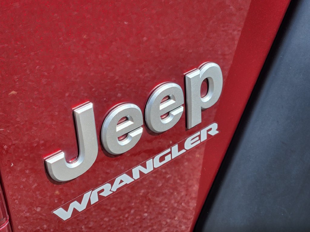 Used 2021 Jeep Wrangler Sport AWD/4WD image 31
