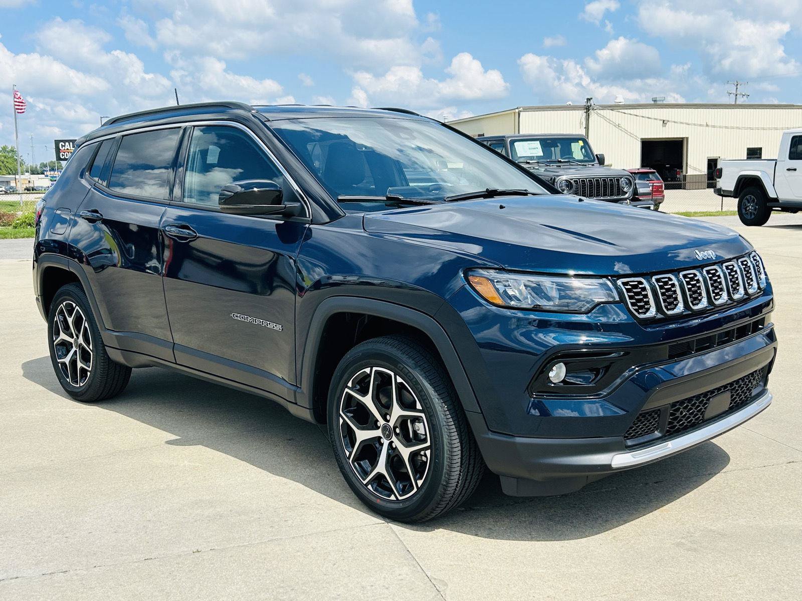 New 2026 Jeep Compass Limited AWD/4WD image 2