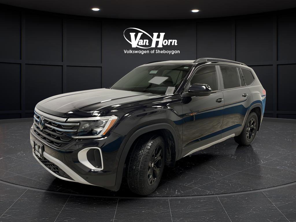 Used 2024 Volkswagen Atlas Peak Edition SEL AWD/4WD image 7