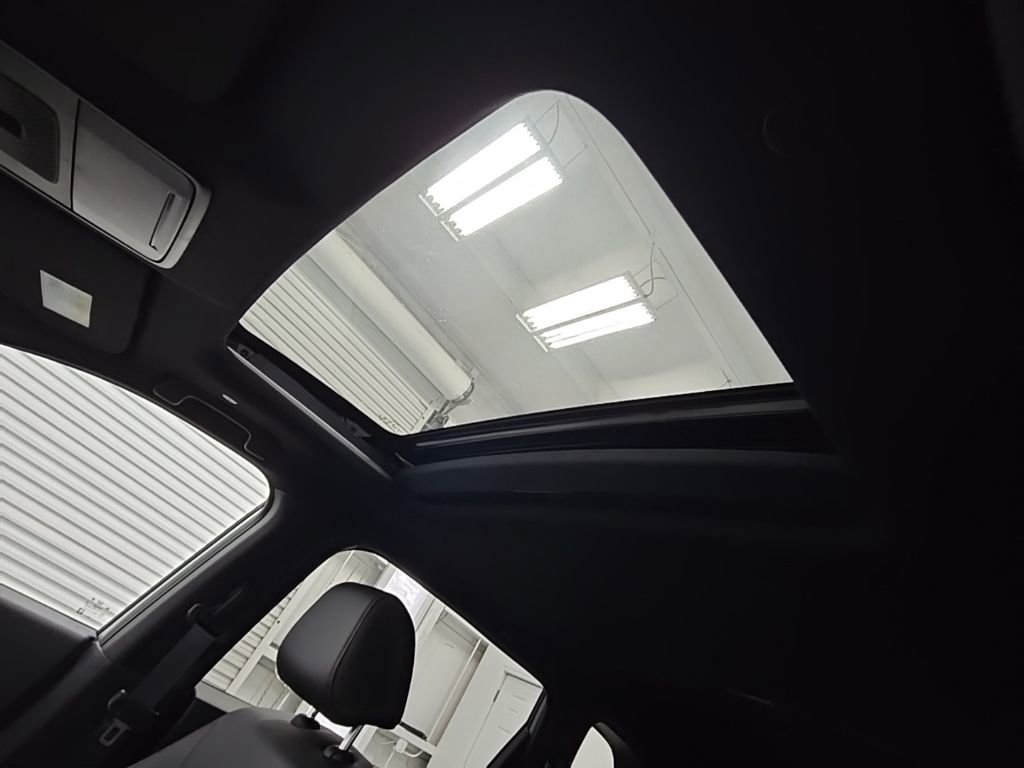 Used 2025 Honda CR-V Sport-L image 30