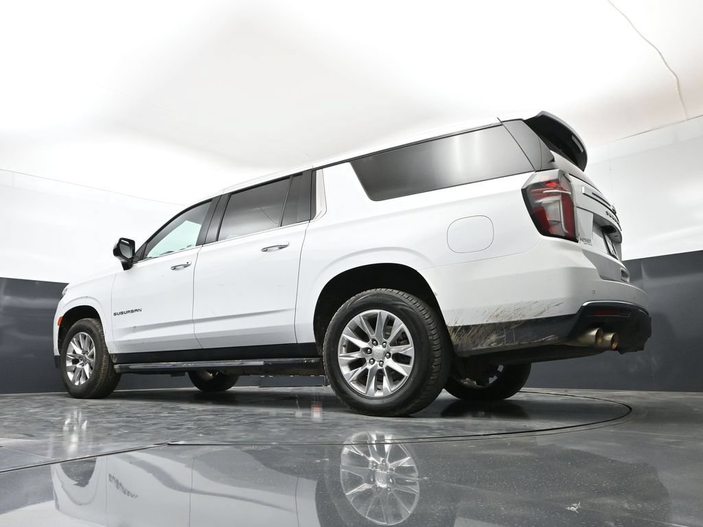 Used 2023 Chevrolet Suburban Premier AWD/4WD image 53