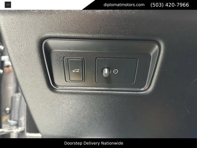 Used 2019 Land Rover Range Rover Supercharged AWD/4WD image 31