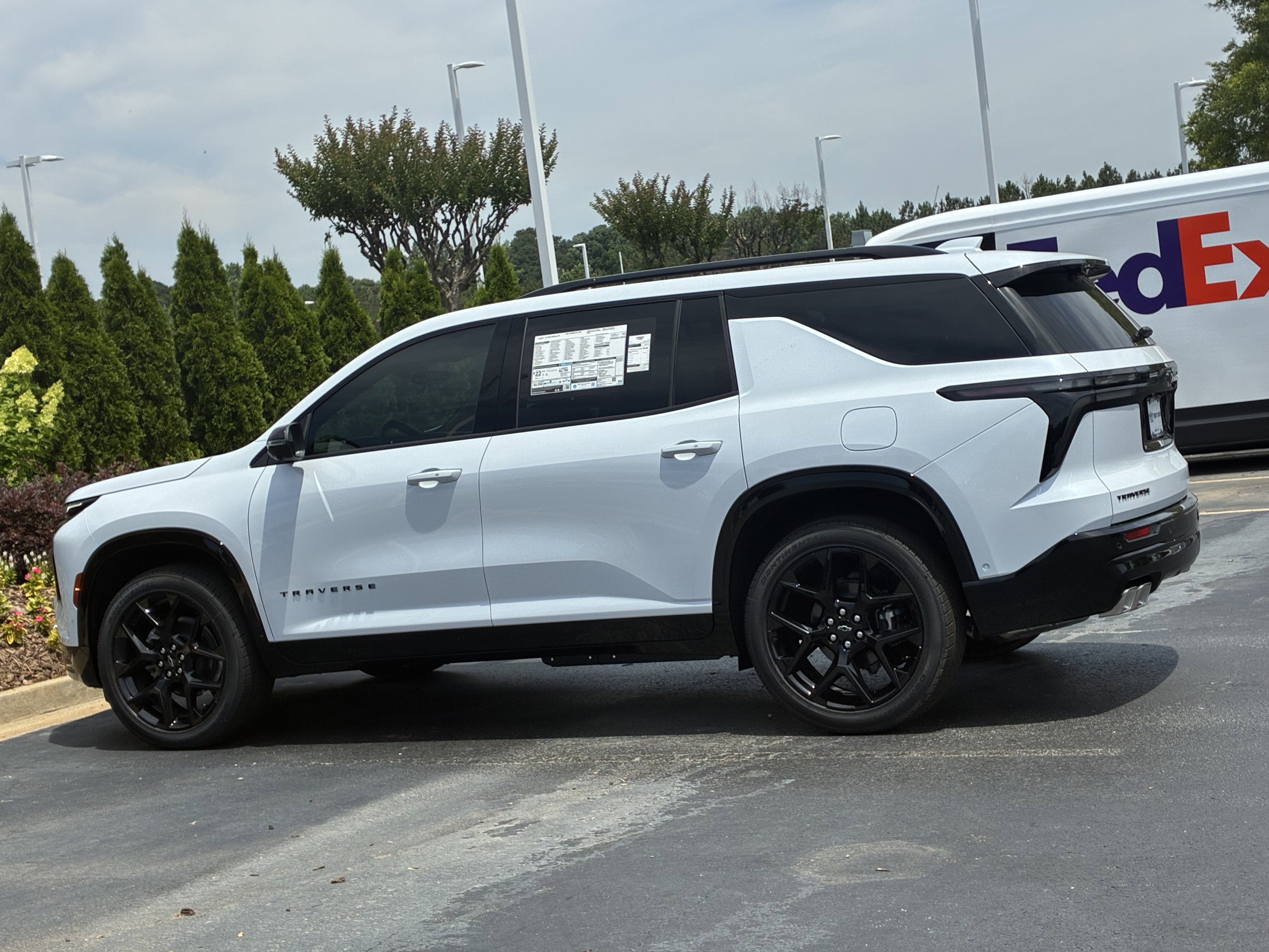 New 2026 Chevrolet Traverse RS FWD image 9