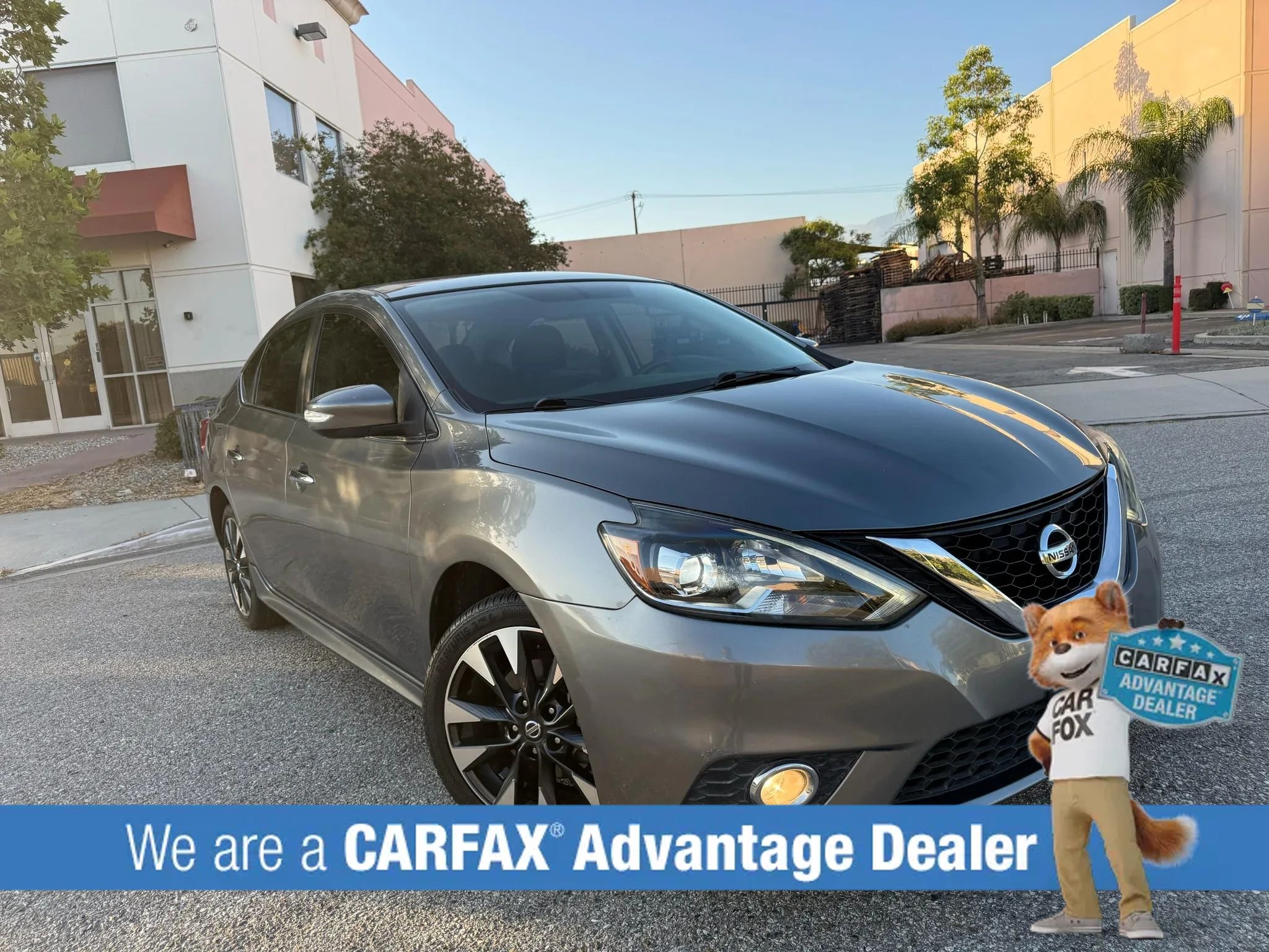 Used 2019 Nissan Sentra SR FWD image 1