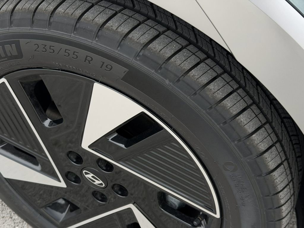 New 2026 Hyundai Ioniq 5 Limited image 10