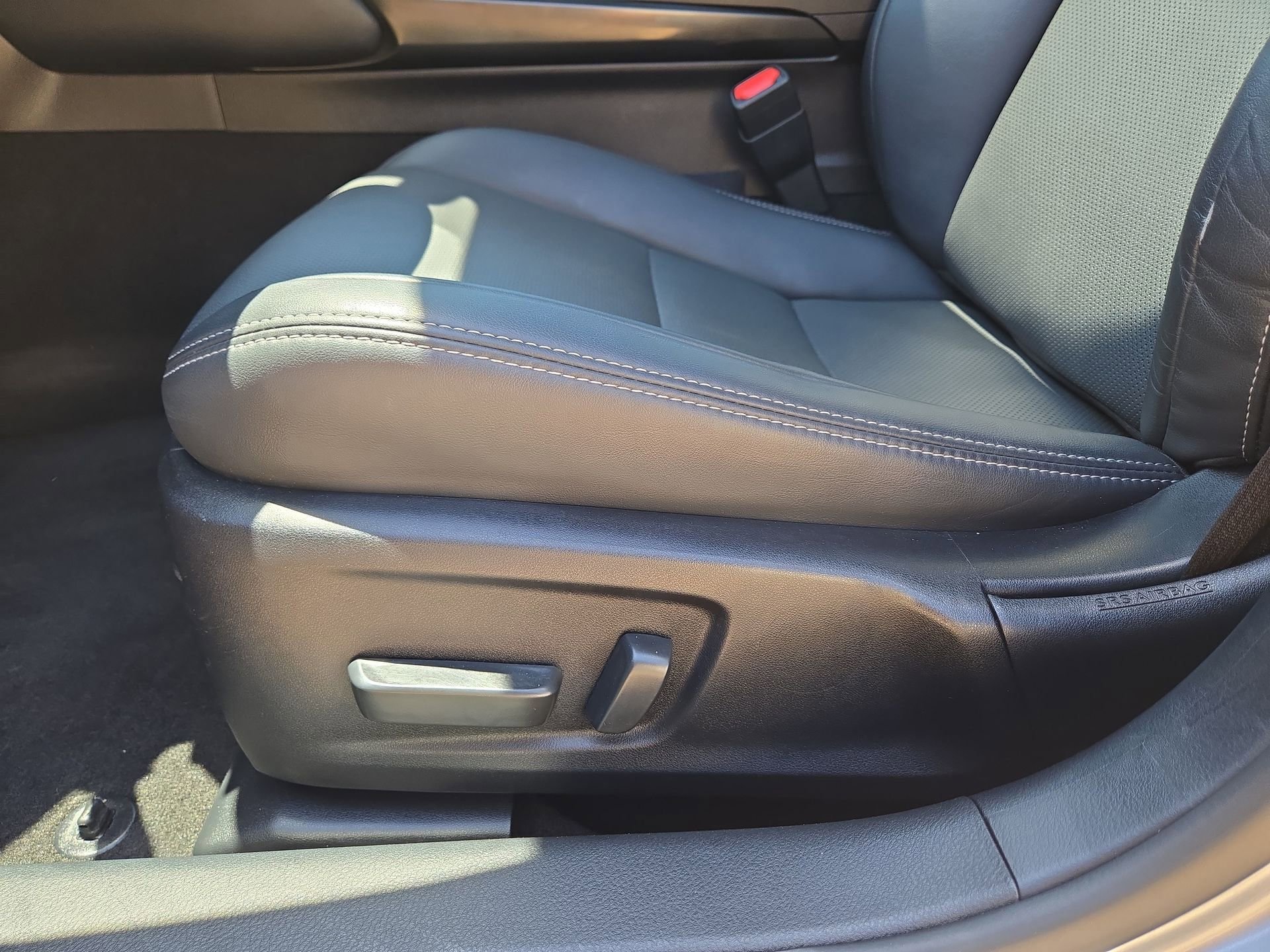 Certified 2024 Lexus IS 350 F Sport w/ Accessory Package 2 RWD image 17