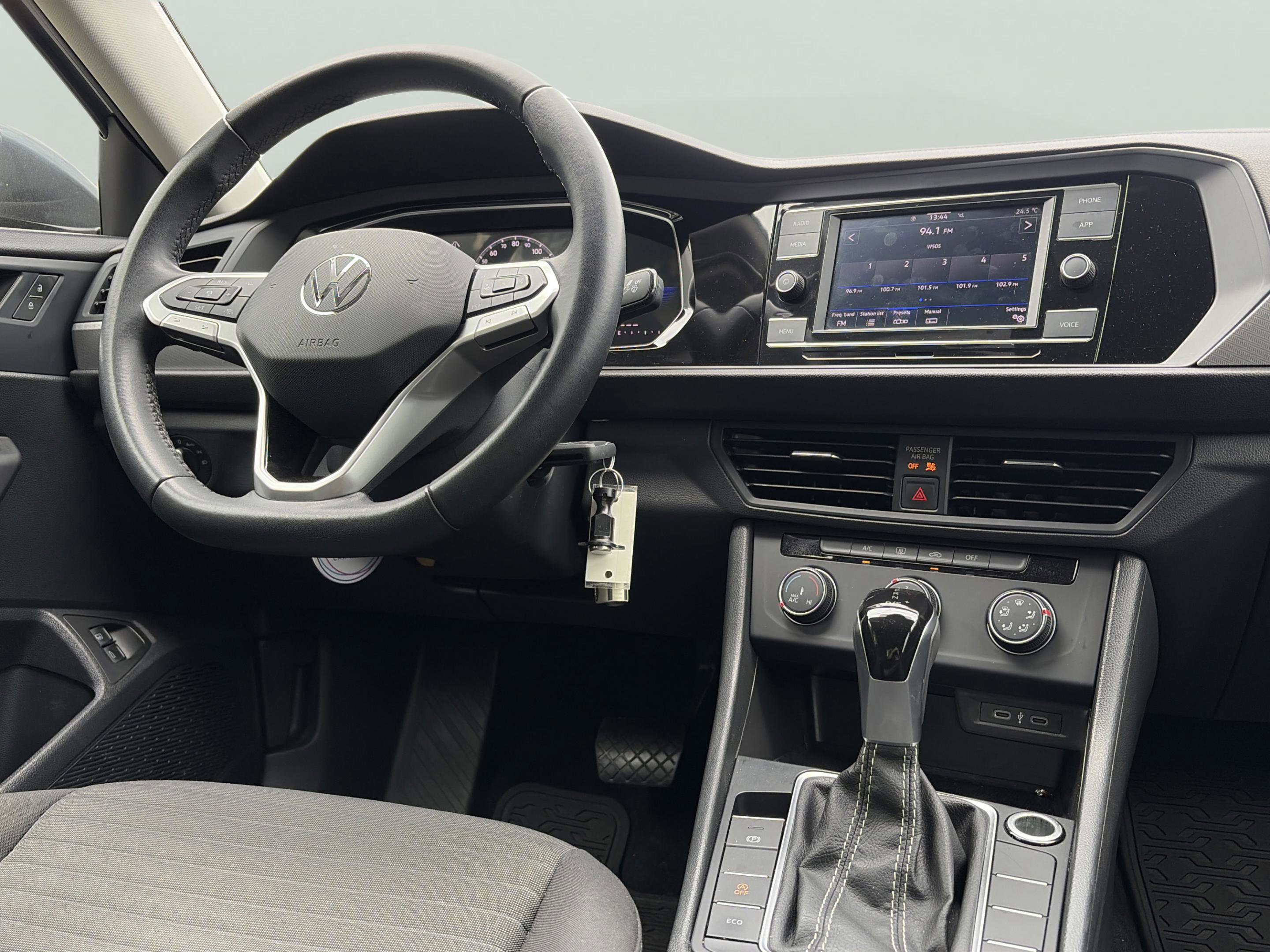 Used 2024 Volkswagen Jetta S FWD image 11