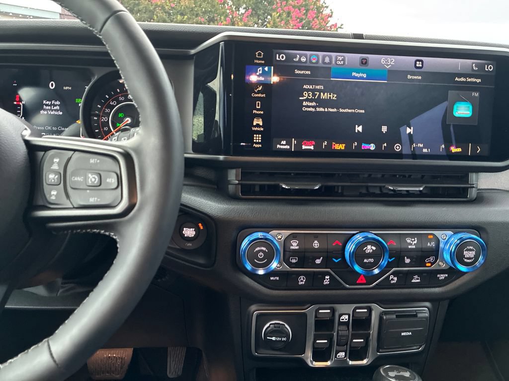 Used 2026 Jeep Wrangler Unlimited Sport AWD/4WD image 20