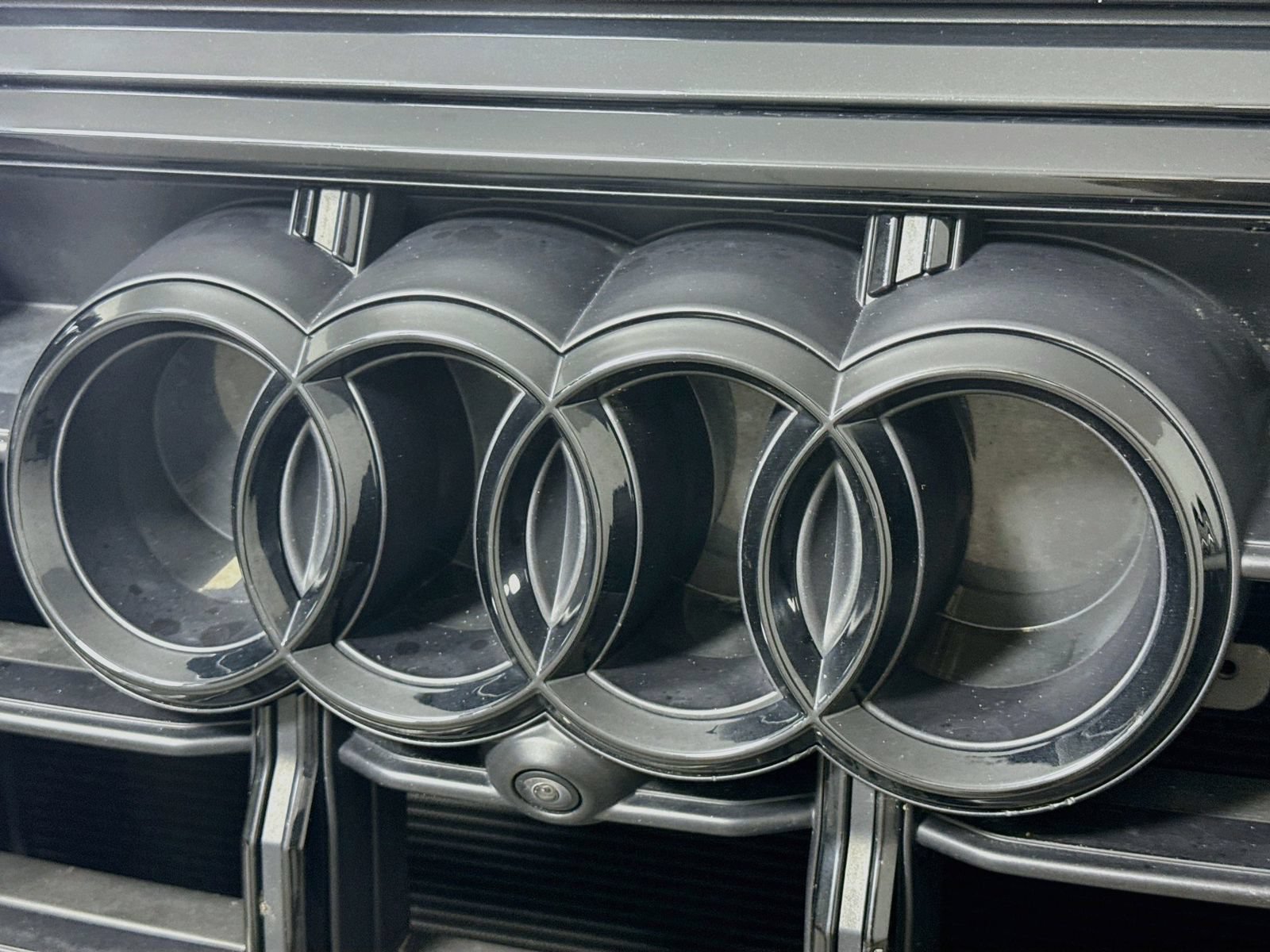 Certified 2023 Audi SQ7 Prestige w/ Sport Package AWD/4WD image 32