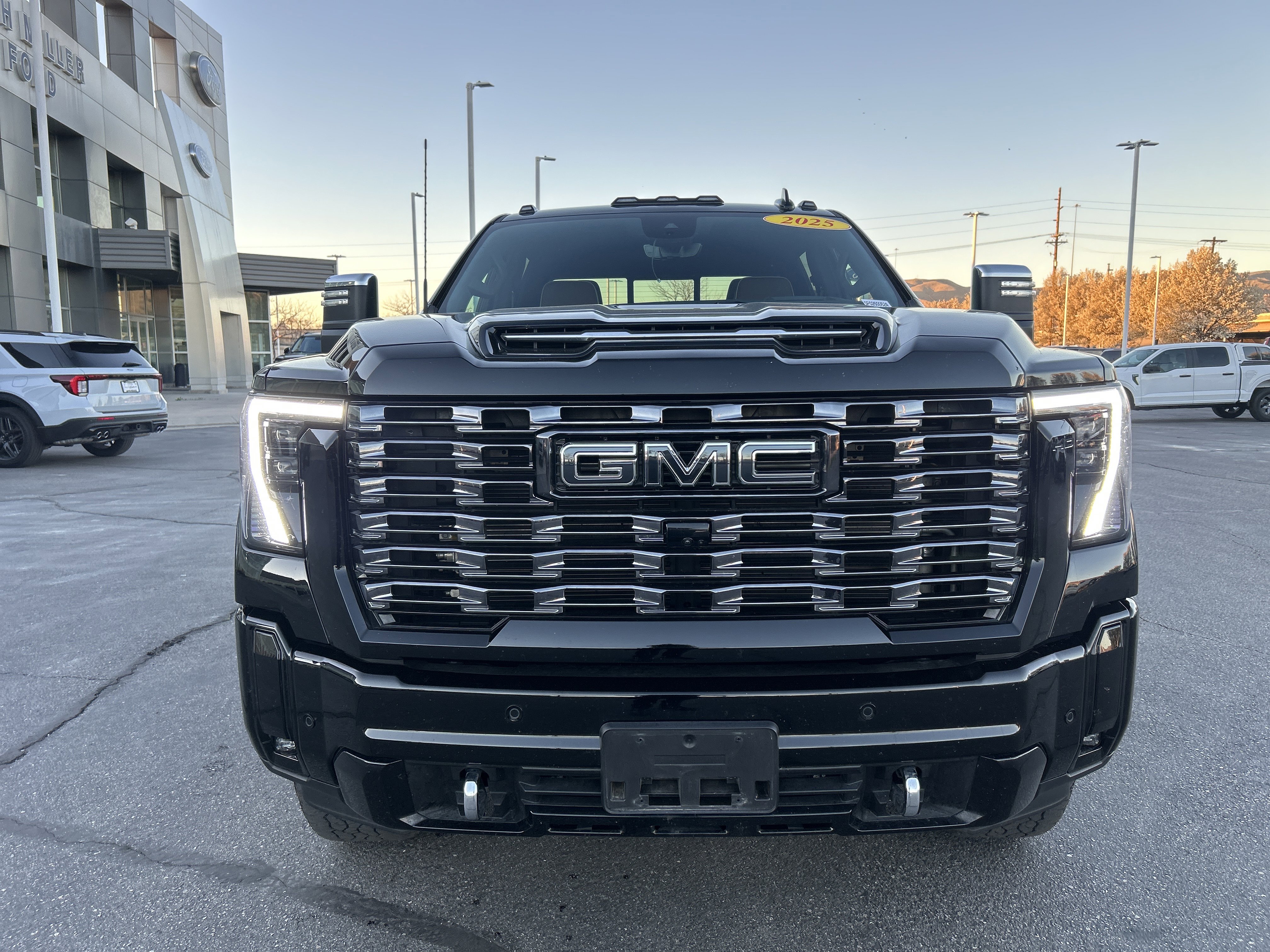 Used 2025 GMC Sierra 2500 Denali Ultimate w/ Max Trailering Package image 8