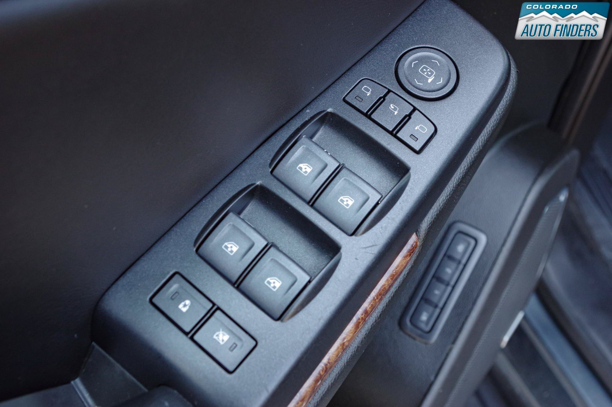 Used 2019 Chevrolet Tahoe Premier AWD/4WD image 11