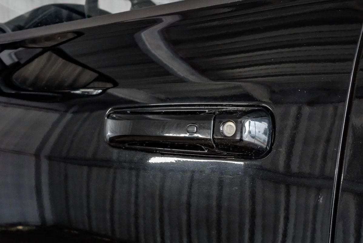 Used 2019 RAM 2500 Laramie w/ Black Appearance Package AWD/4WD image 40