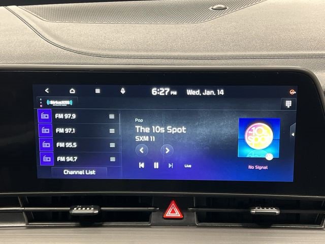 Used 2023 Kia Sportage EX image 11