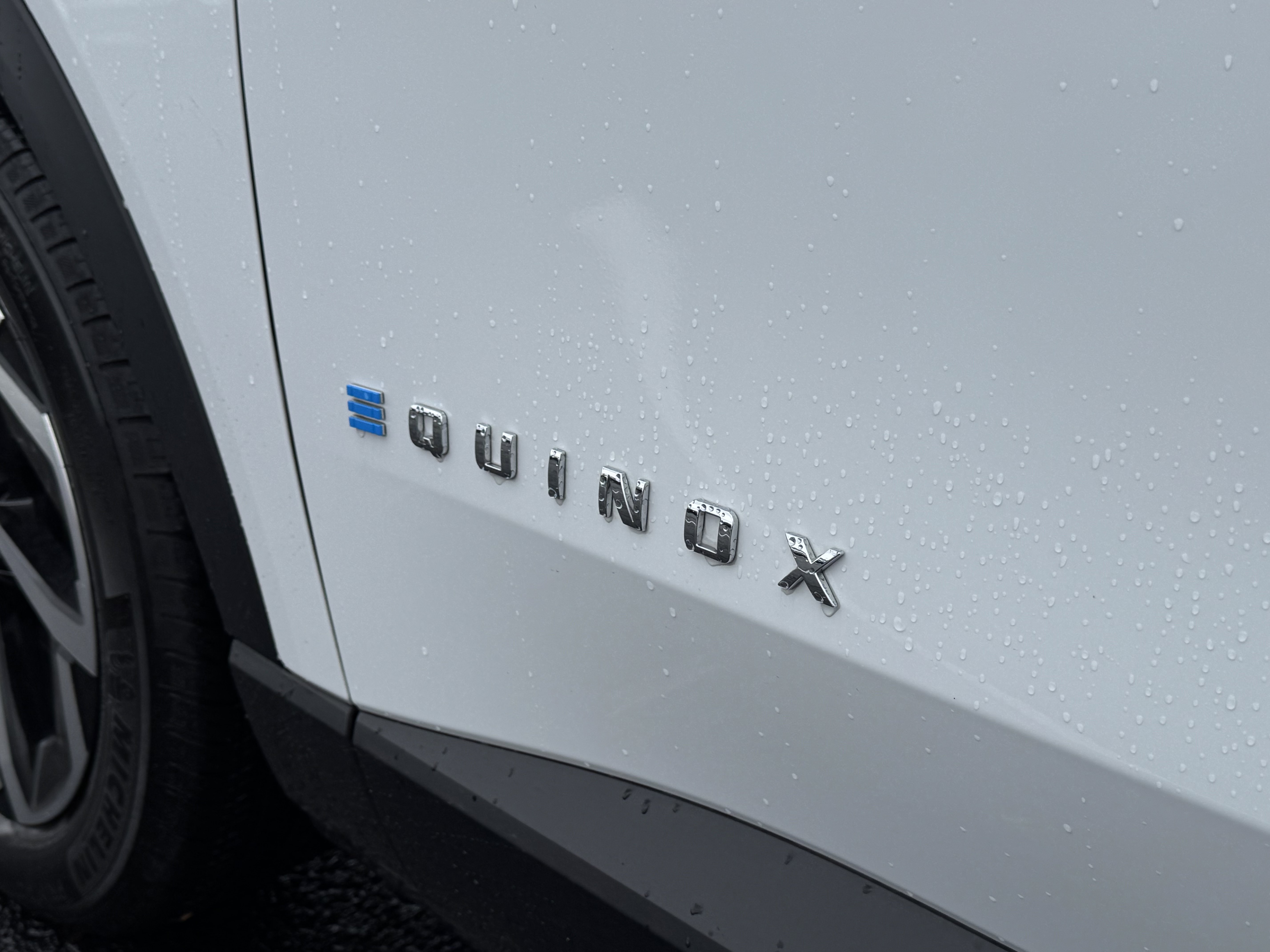 Used 2025 Chevrolet Equinox EV LT image 19